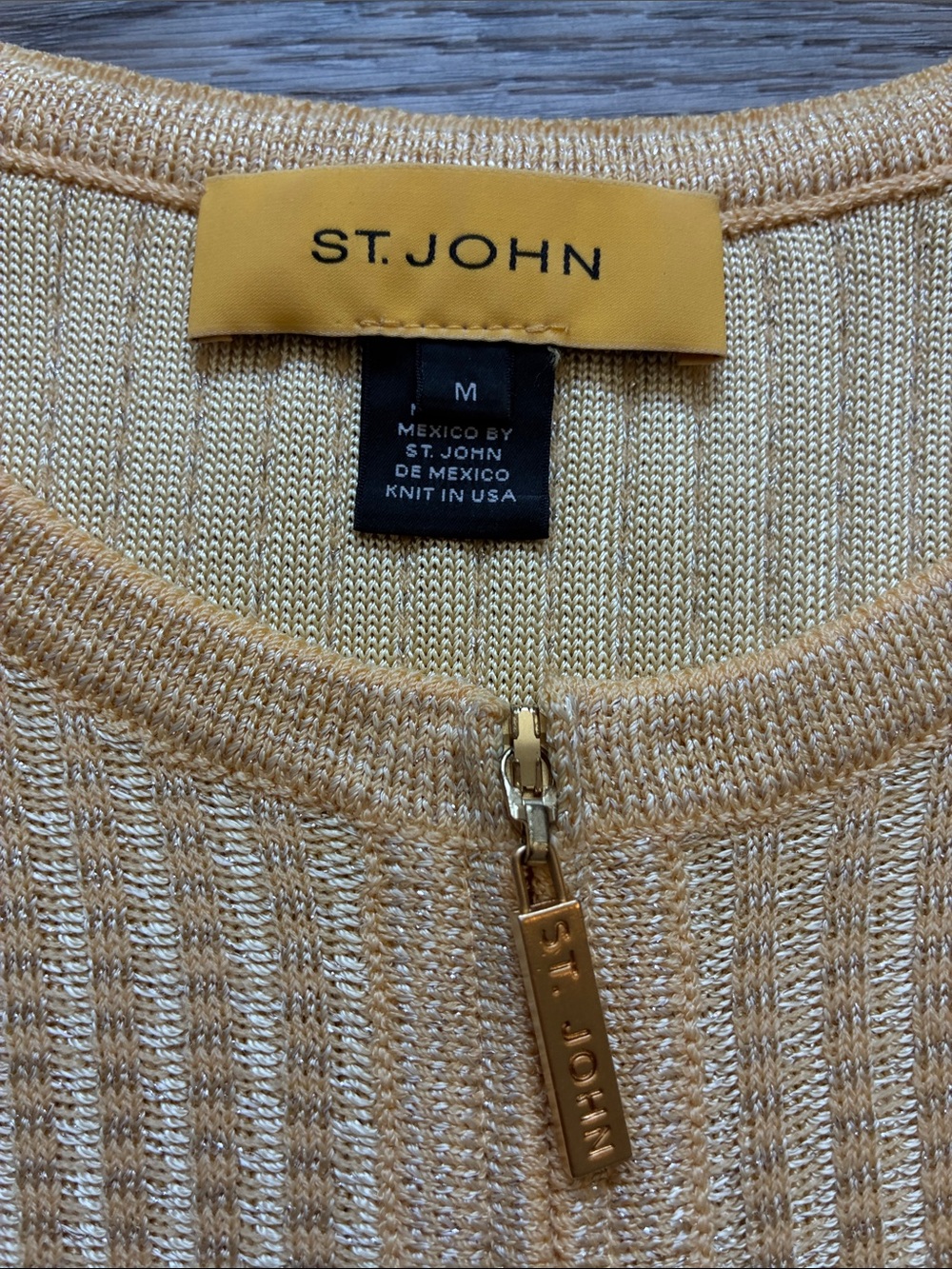 St John Gold & Silver Zip-Front Knit Sweater
Size medium - Picture 6 of 8